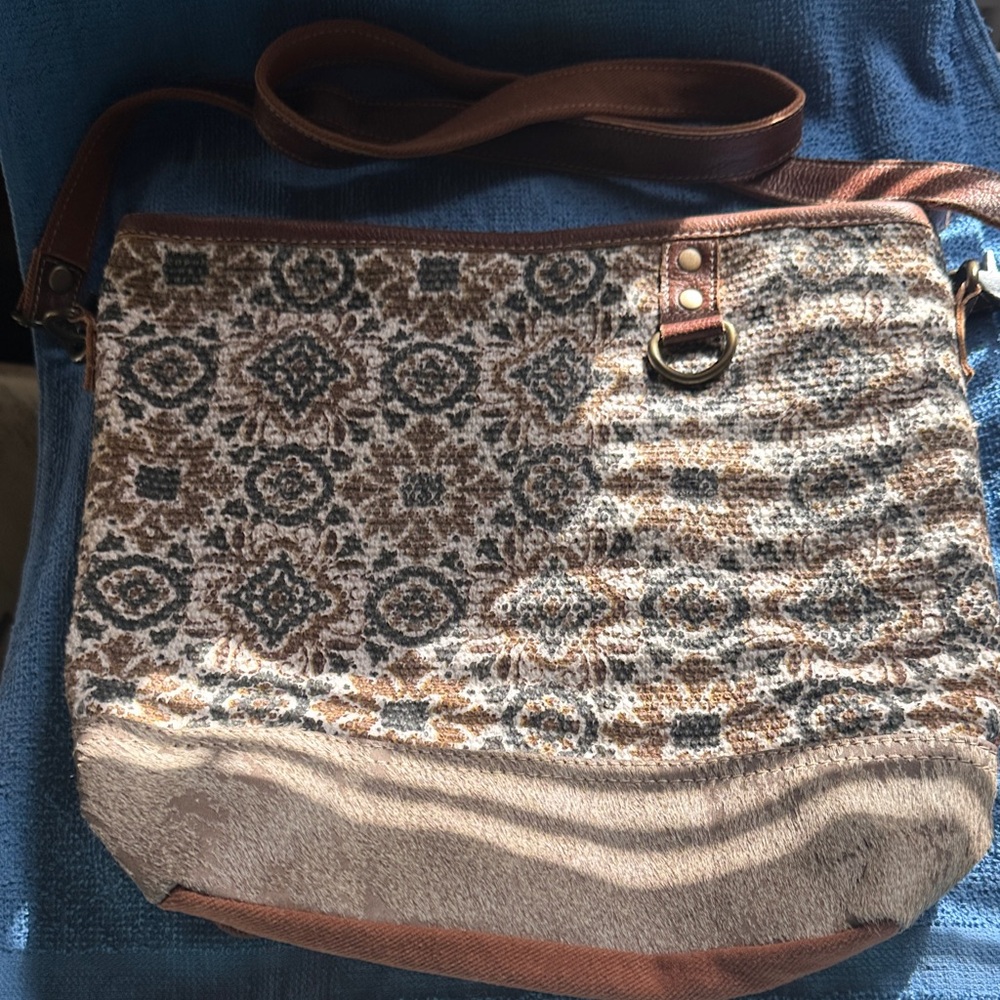 Myra Bag